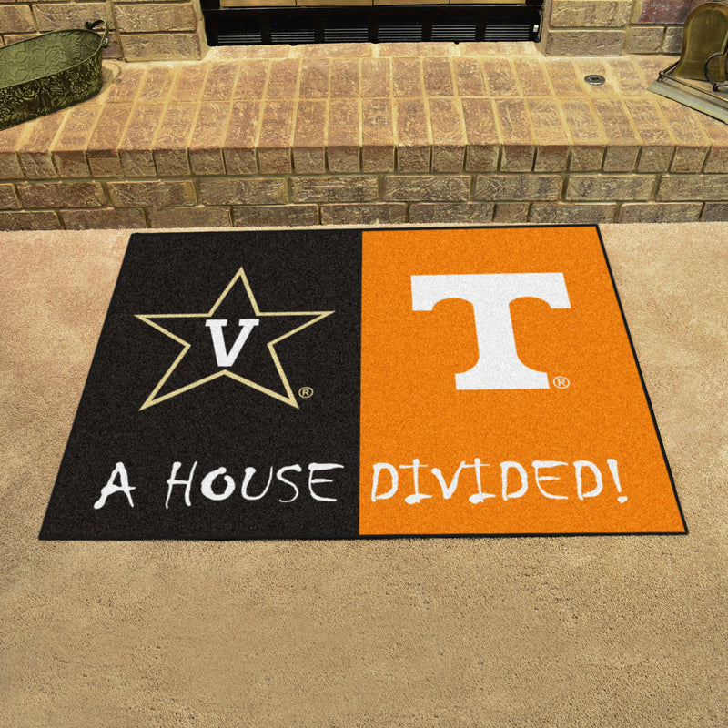 House Divided - Vanderbilt / Tenneessee Collegiate Mat